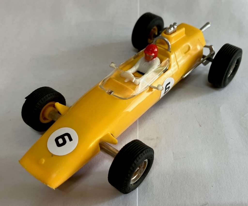 Scalextric McLaren M4A - aka TScalextric Team Car - Yellow