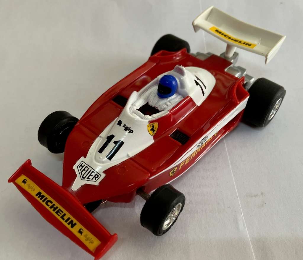 CHRISTMAS IN JUNE - Scalextric Ferrari 312 - Red (Listing 2)