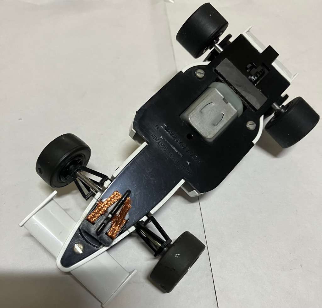 Scalextric Williams FW11 no 5 - Nigel Mansell (black mirrors)