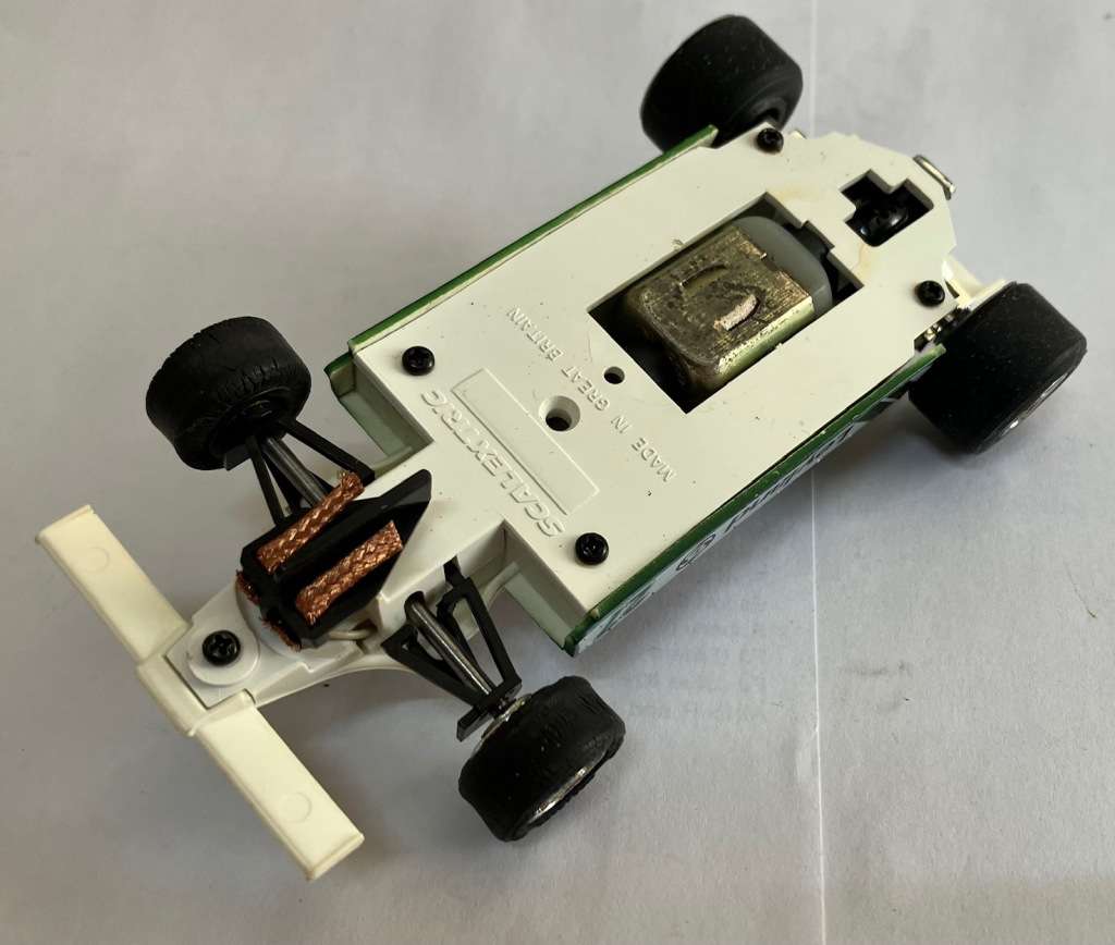 CHRISTMAS IN JUNE - Scalextric Williams FW07 (Listing 2)