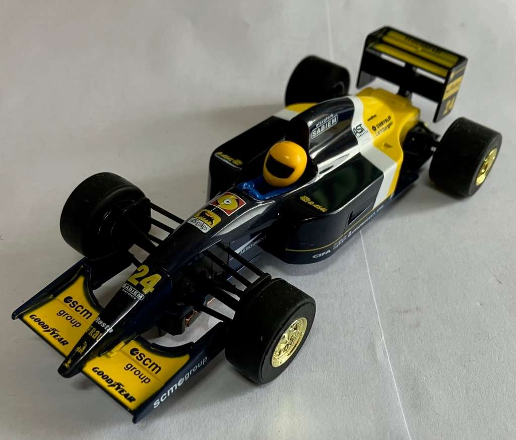 Scalextric Minardi F1 (Listing 2)