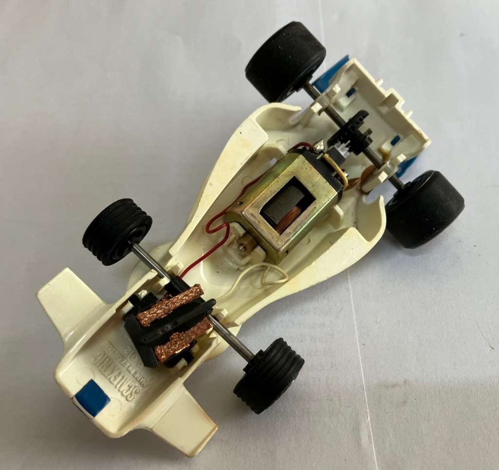 Scalextric Shadow F1 - rare blue wing and airbox