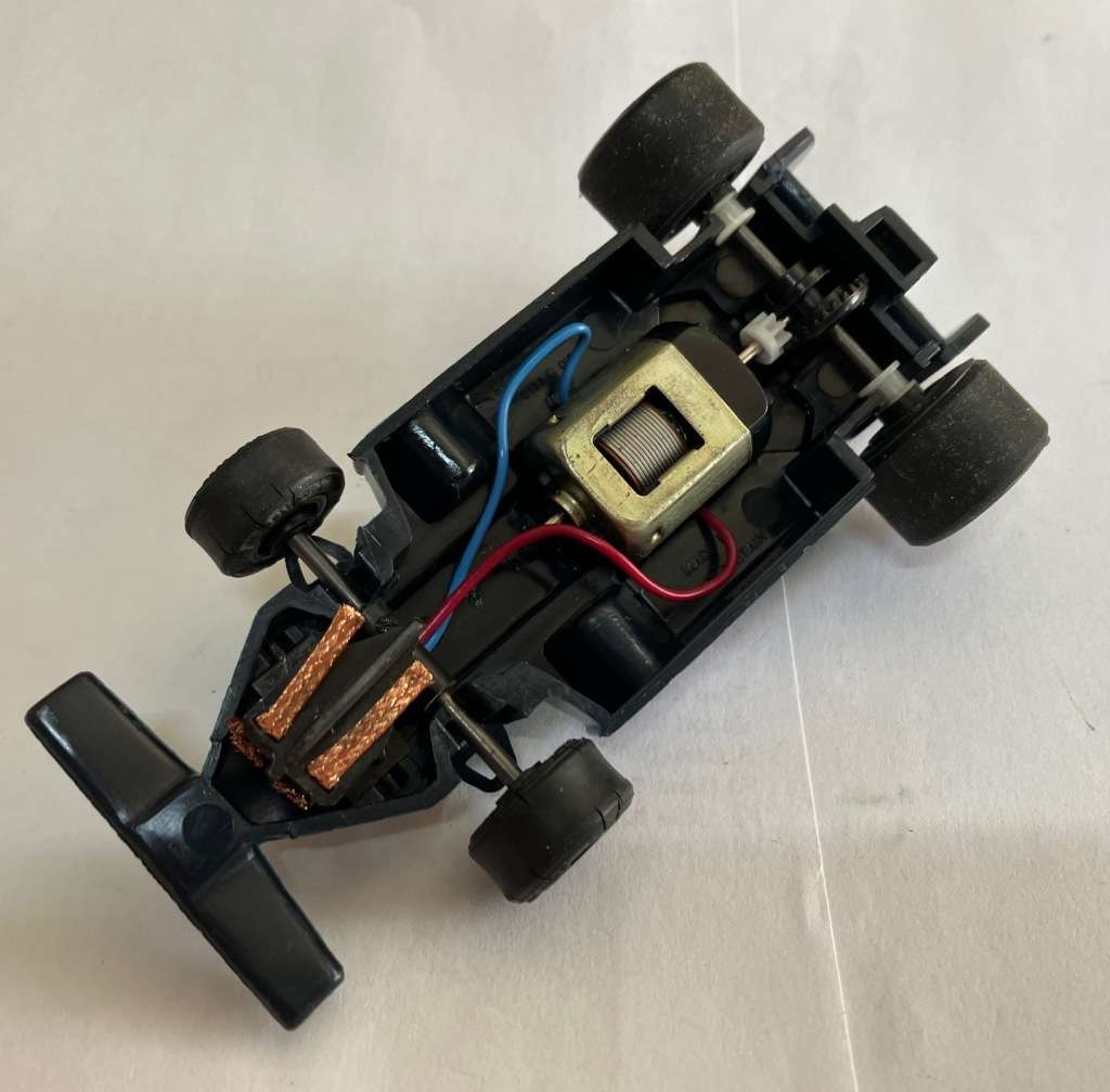 CHRISTMAS IN JUNE - Scalextric Wolf - Black