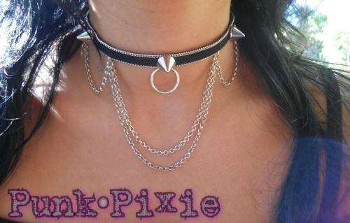 spiked suede and chain choker with ring