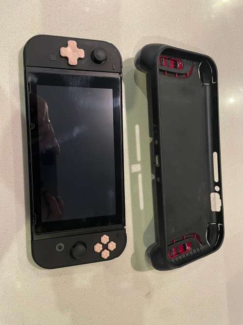 Nintendo Switch - V1  (Custom Joy-Cons)