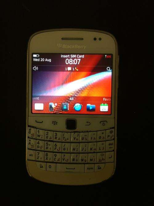 Blackberry 9900 White - Free Courier delivery!