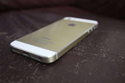 iPhone 5S 32GB - Gold - Free delivery! Warranty until April 2015!