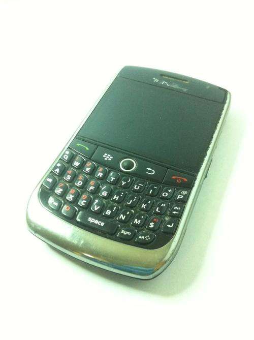 Blackberry 8900 Black - Free Courier delivery!
