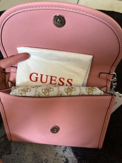 Guess - Holy Springs Crossbody Bag - Pink