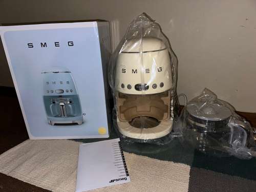 Smeg 50`s Retro Style Filter Coffee Machine - Glossy Cream