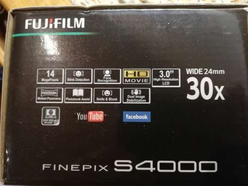 Fujifilm Finepix S4000 camera
