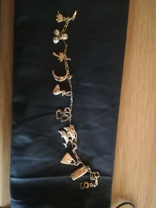 Charm Bracelet - 9ct Gold