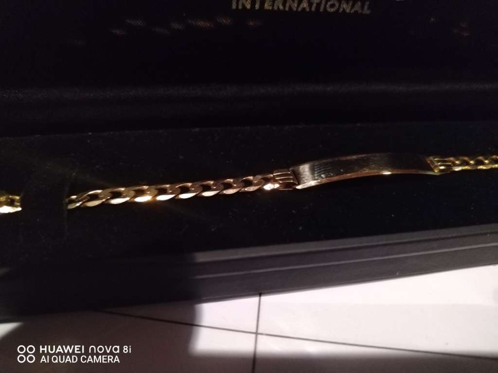 ID BRACELET - 9 ct GOLD - Perfect Present