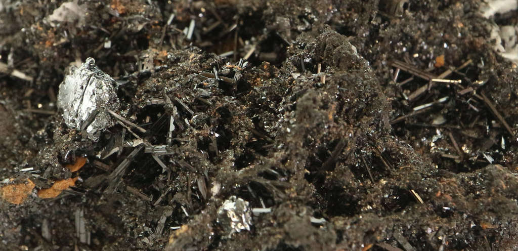 Gaudefroyite on Matrix, N`Chwaning II, Northern Cape, South Africa