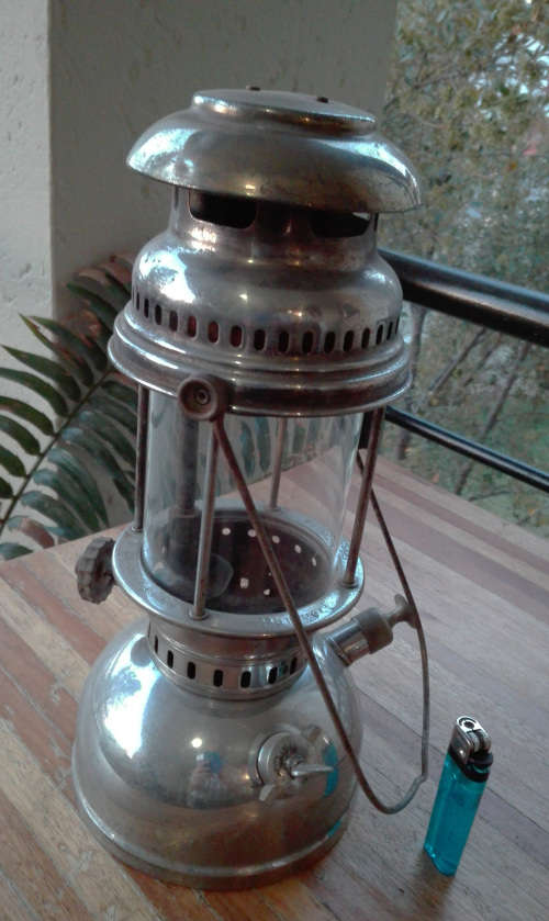 VINTAGE HIPO LITO PRESSURE LAMP.