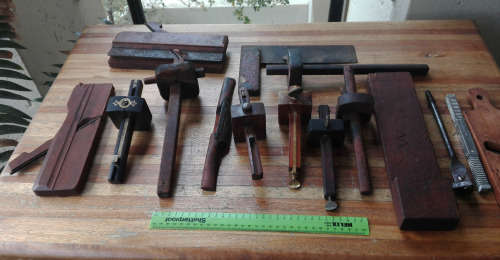 COLLECTION OF VINTAGE TOOLS.