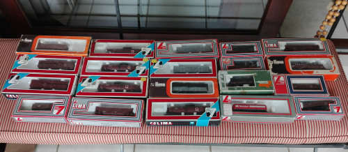 S A R.  ROLLING STOCK. LIMA. HO SCALE.