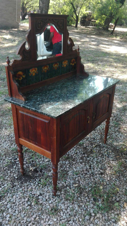 KNYSNA BLACK WOOD WASH STAND.