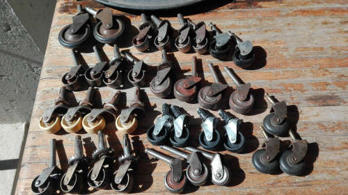 VINTAGE LOT OF CASTERS//FURNITURE WHEELS.