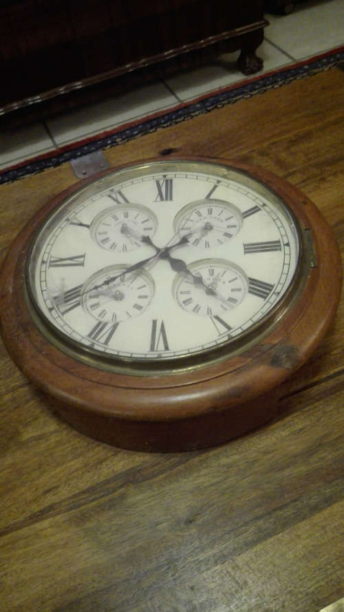VINTAGE WOOD CLOCK CASE.