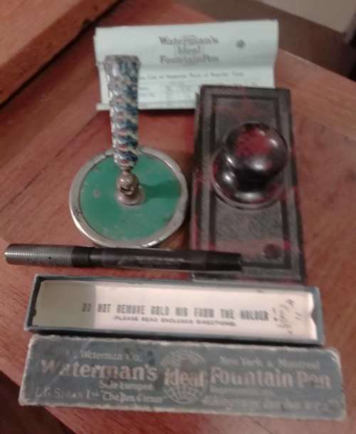 VINTAGE ''BLACK BIRD'' FOUNTAIN PEN, AND COLLECTIBLES.