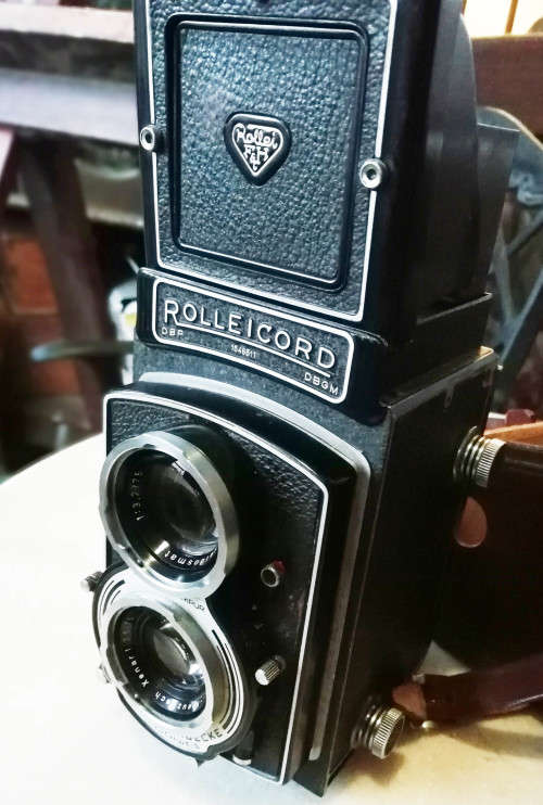 ROLLEICORD CAMERA . MADE IN GERMANY.
