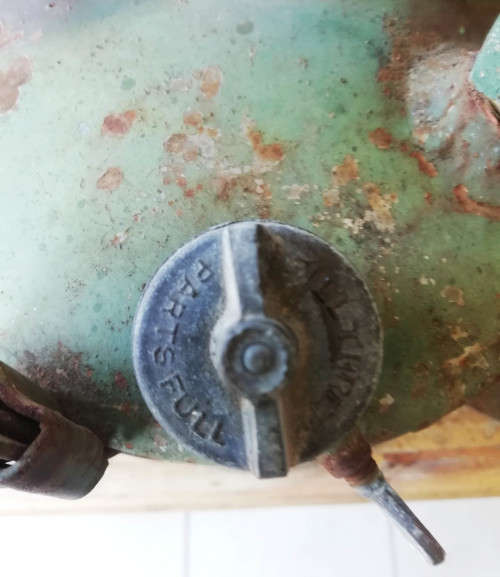 WW 11 MILITARY KEROSENE PARAFFIN BLOW TORCH. 1941.