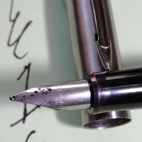 FOUR PARKER FOUNTAIN PENS. WORKING CONDITION.