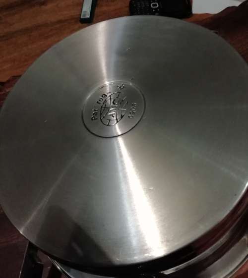 A M C POT. 24 CM DIA.