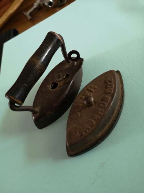 S A D, DOVER, MINIATURE IRON.