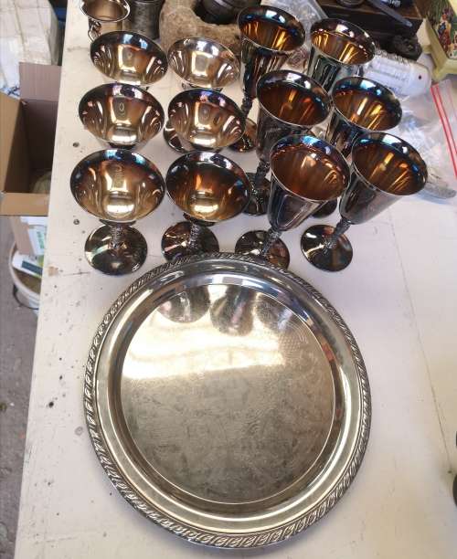 SET OF 12 SILVER PLATED GOBLETS AND TRAY.