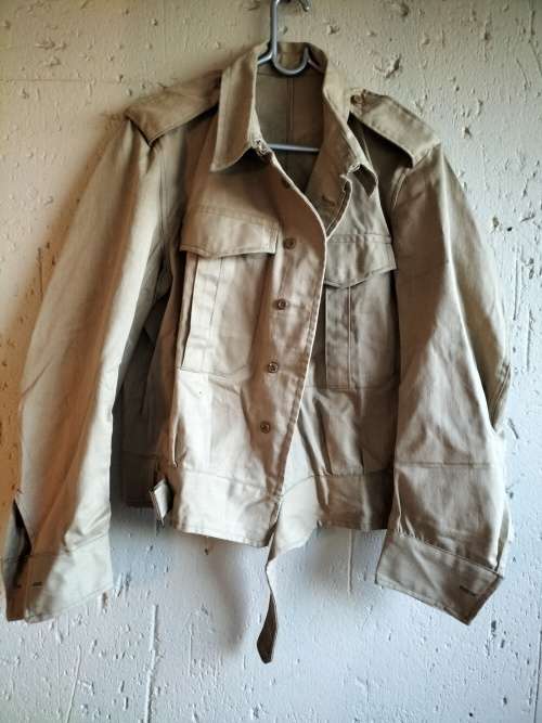 RARE RARE. WW2 ARMY KHAKI UNIFORM.
