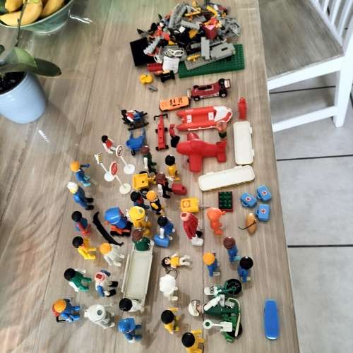 LEGO TOYS AND GEOBRA 1974 TOYS.