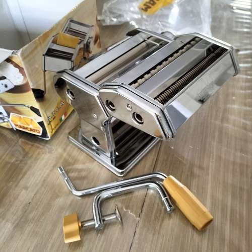 ATLAS PASTA MAKER.
