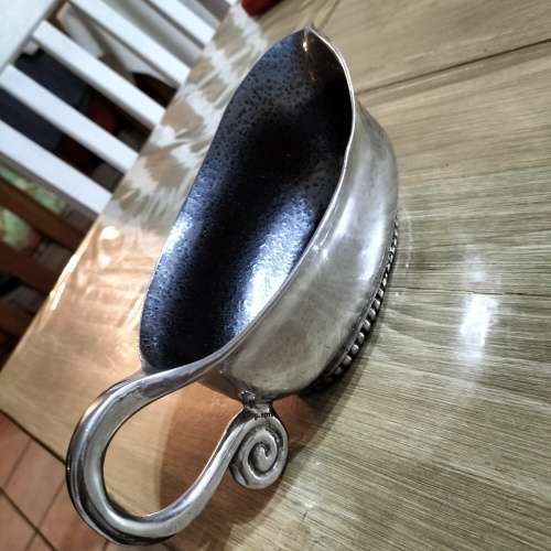 CARROL BOYES GRAVY BOAT.