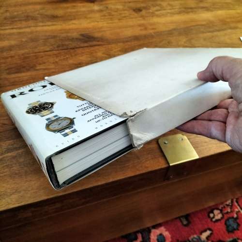 RARE REFERENCE BOOK. ENGLISH AND ITALIAN. ROLEX WATCHES. VALUE. $350.