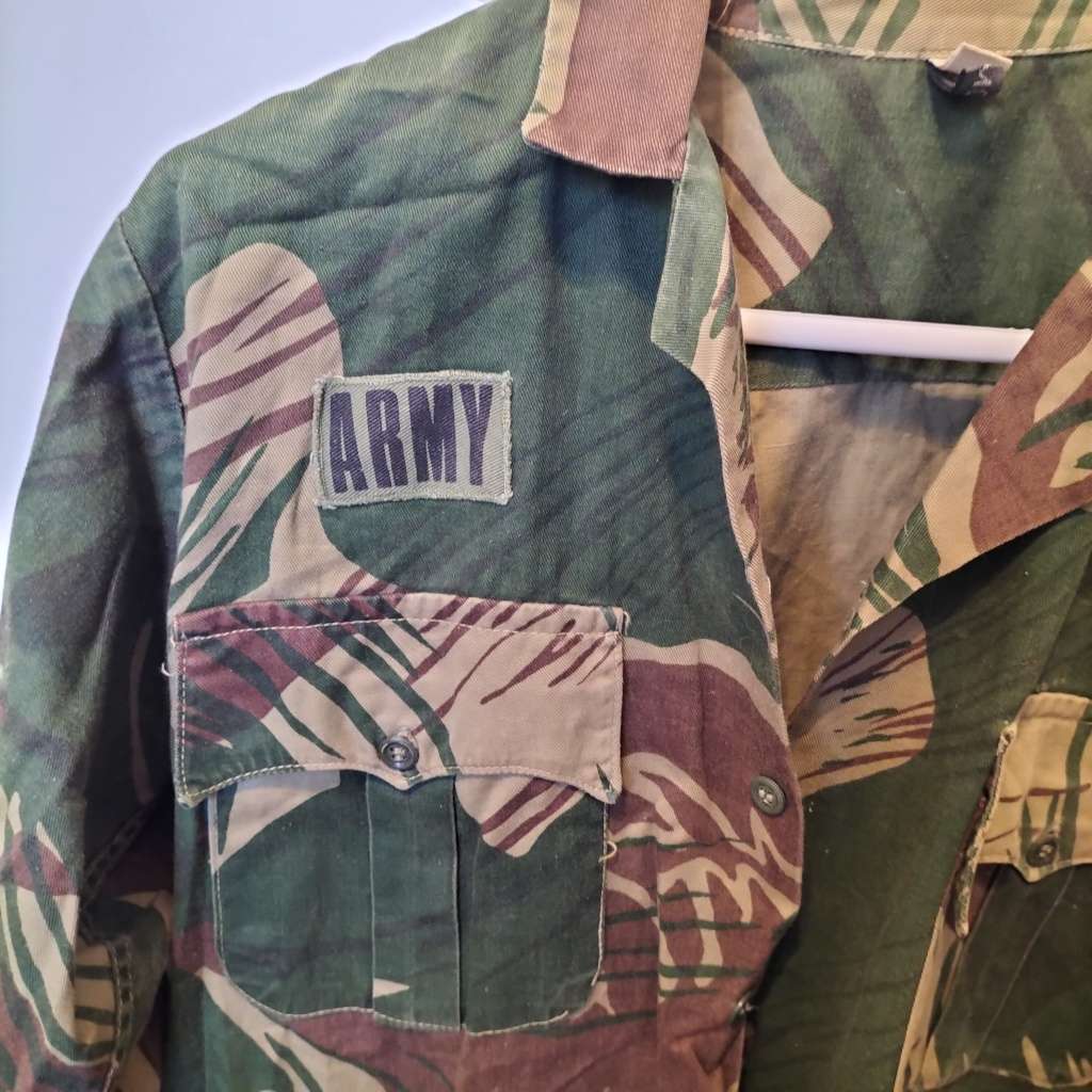 RHODESIAN ARMY LONG SLEEVE SHIRT.