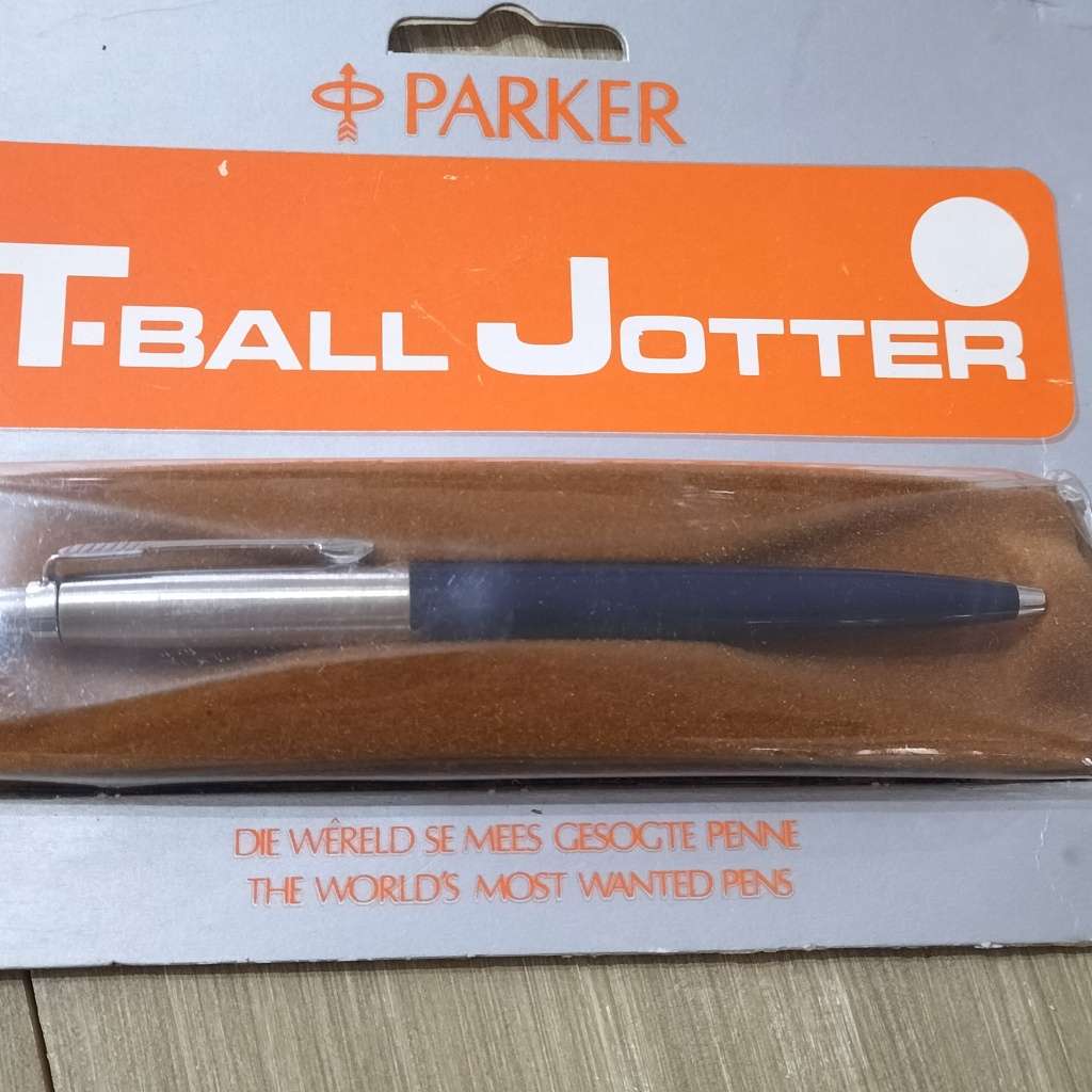 PARKER AND PAPER MATE PENS.