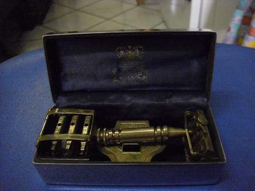 Very old wilkinson sword shaver