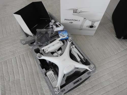 DRONE KIT - DJI PHANTOM 4