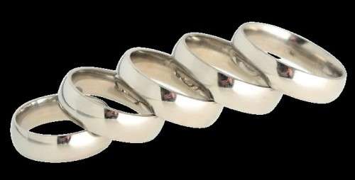 Solid silver ring - size 9 - see ring chart