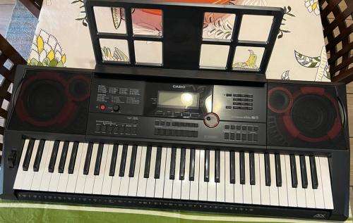 Casio CT-X3000 800 Tone Pitch Bend Keyboard and Hybrid KS01 Keyboard Stand