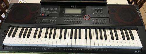 Casio CT-X3000 800 Tone Pitch Bend Keyboard and Hybrid KS01 Keyboard Stand