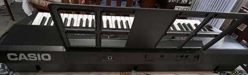 Casio CT-X3000 800 Tone Pitch Bend Keyboard and Hybrid KS01 Keyboard Stand