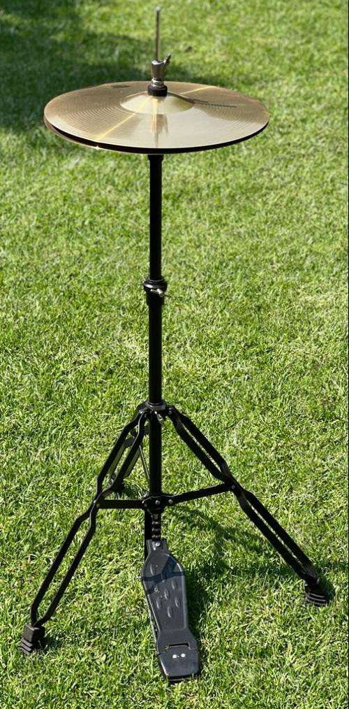 Drums - Darestone 5-Piece Rock Size Drumkit Red including BK heavy duty music stand