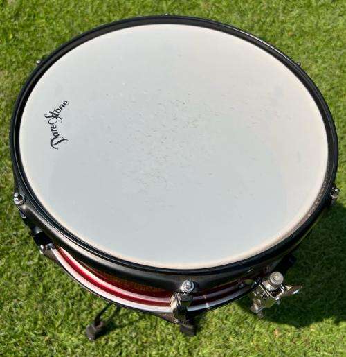 Drums - Darestone 5-Piece Rock Size Drumkit Red including BK heavy duty music stand