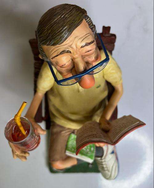 GUILLERMO FORCHINO (Figurine) : The Pensioner