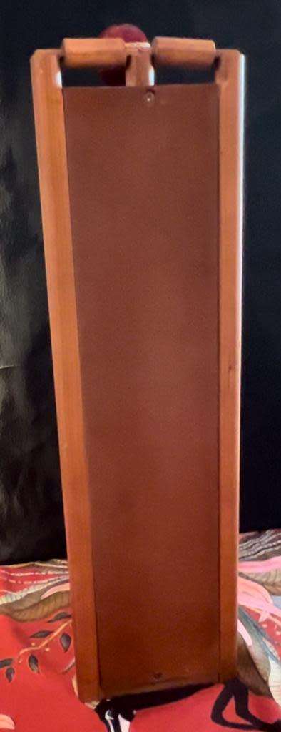 LIMITED EDITION Nr 138/274 BELLS WHISKY CRICKET BAT SHAPED BOTTLE 750ML Graeme Pollock