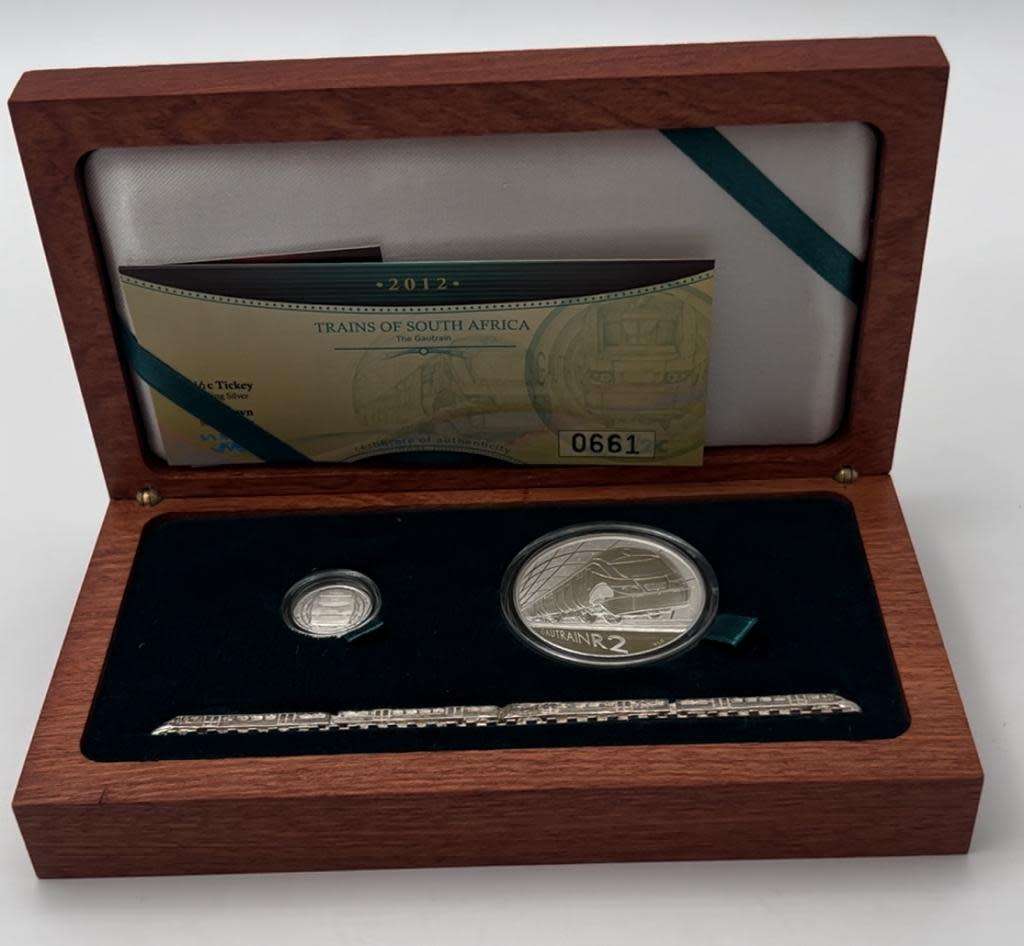 Silver Proof Combo Set R2 and 2 1/2c Trains of South Africa - Gautrain - Mintage 661