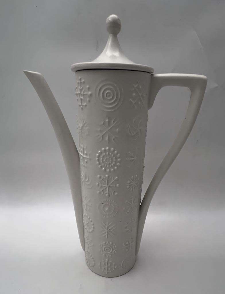 Totem Portmeirion white coffee set 1961